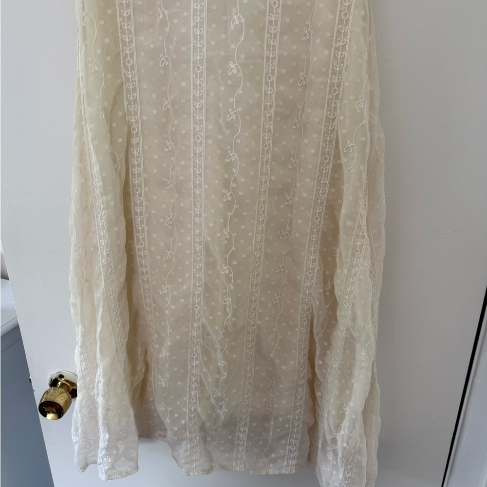 Cream Square Neck Puff Sleeve Wedding Dress - Picture 4 of 6